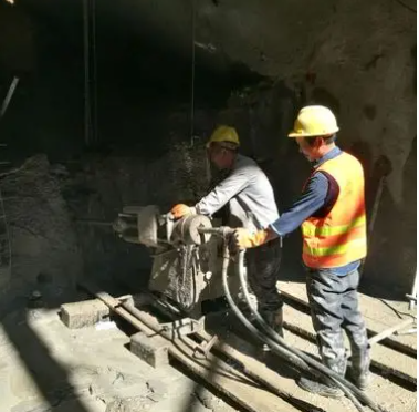 化德水下抗分散灌浆料特点 水下不分散注浆料介绍